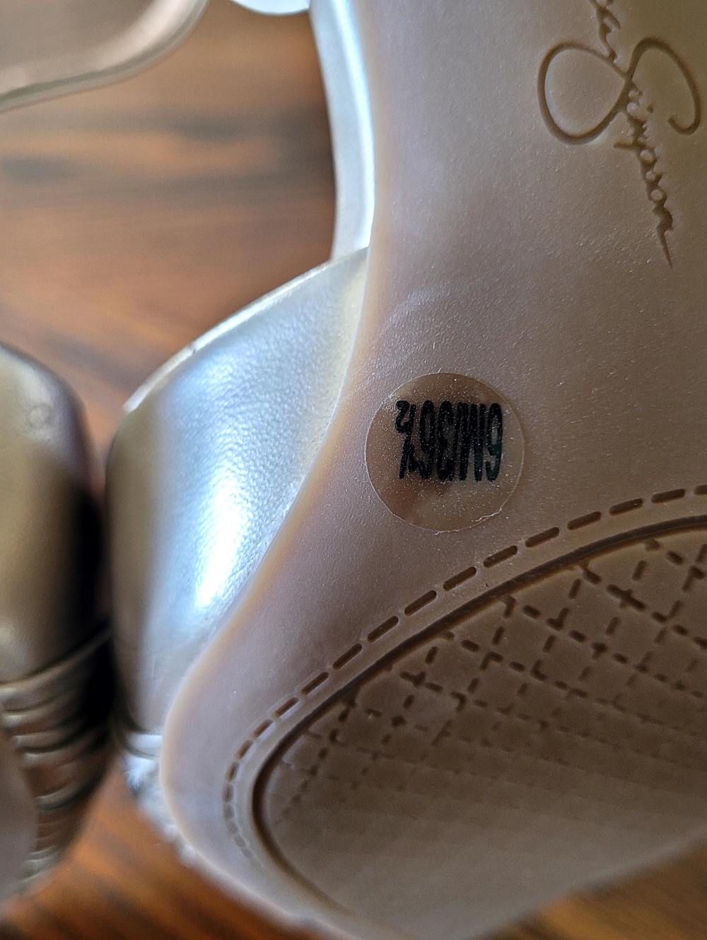 Jessica Simpson Heels - Picture 7 of 9